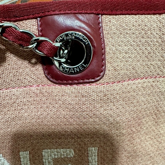 CHANEL ❤️🌟CC DEAUVILLE RED PINK TOTE BAG ⭐️ - Picture 9 of 14